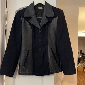 Sisley black leather collar & sides half back size 40 large